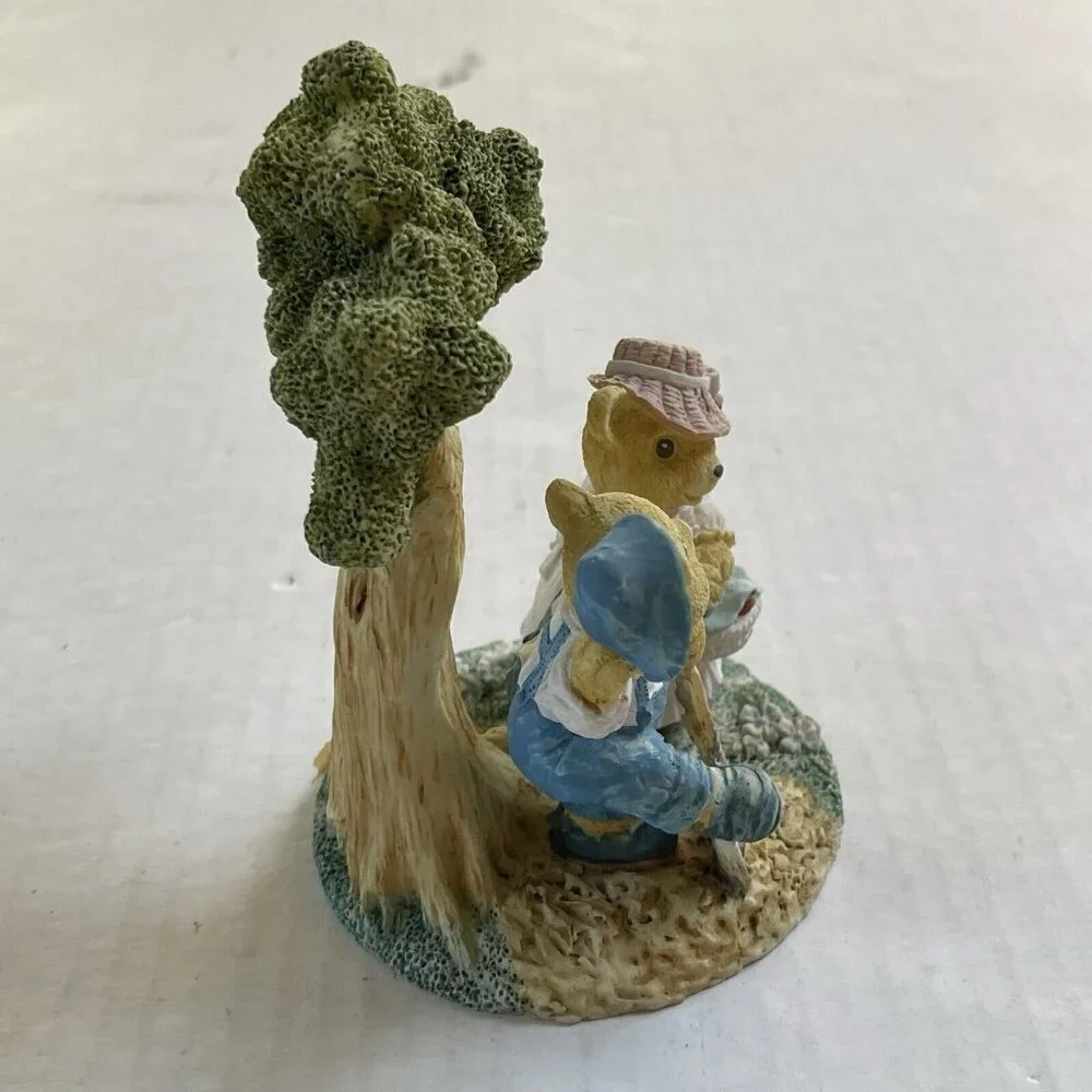 Decor Male Female Bears Under Tree Resting Picnic Resin Spring Flowers Home